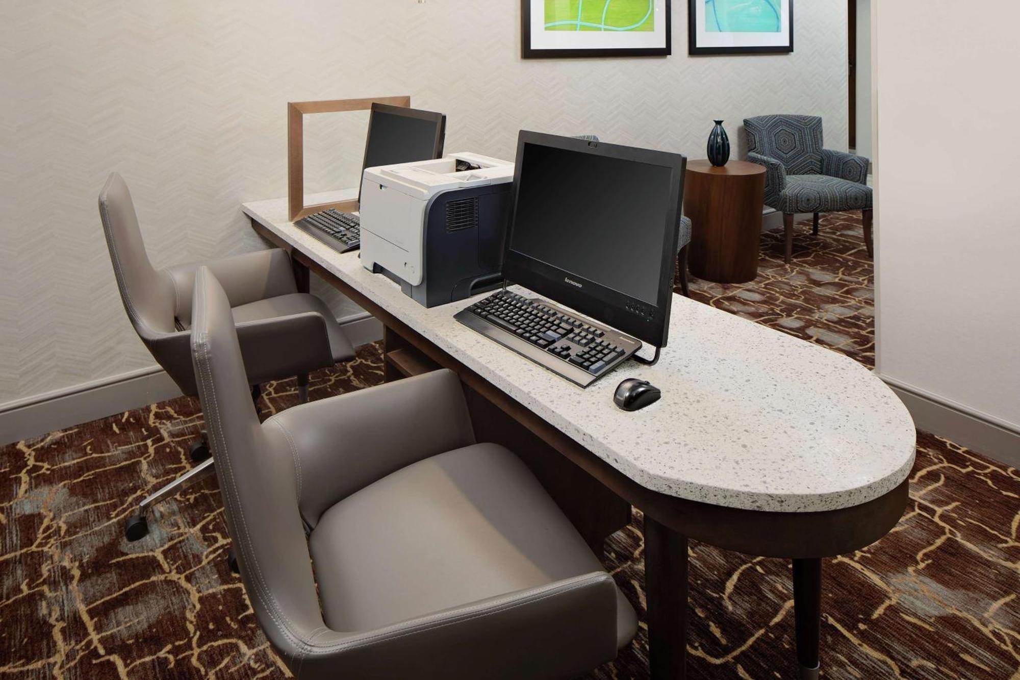 Homewood Suites By Hilton Dallas Market Center Exteriör bild