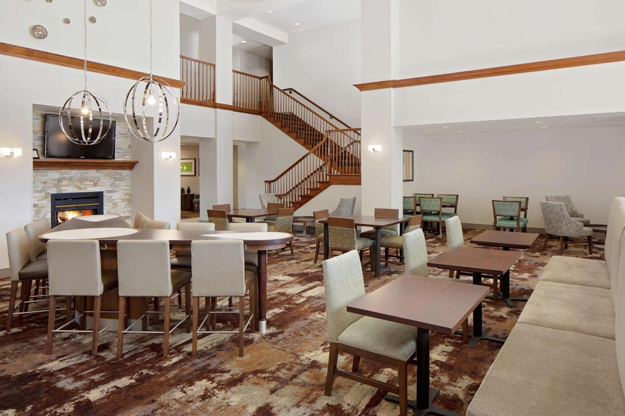 Homewood Suites By Hilton Dallas Market Center Exteriör bild