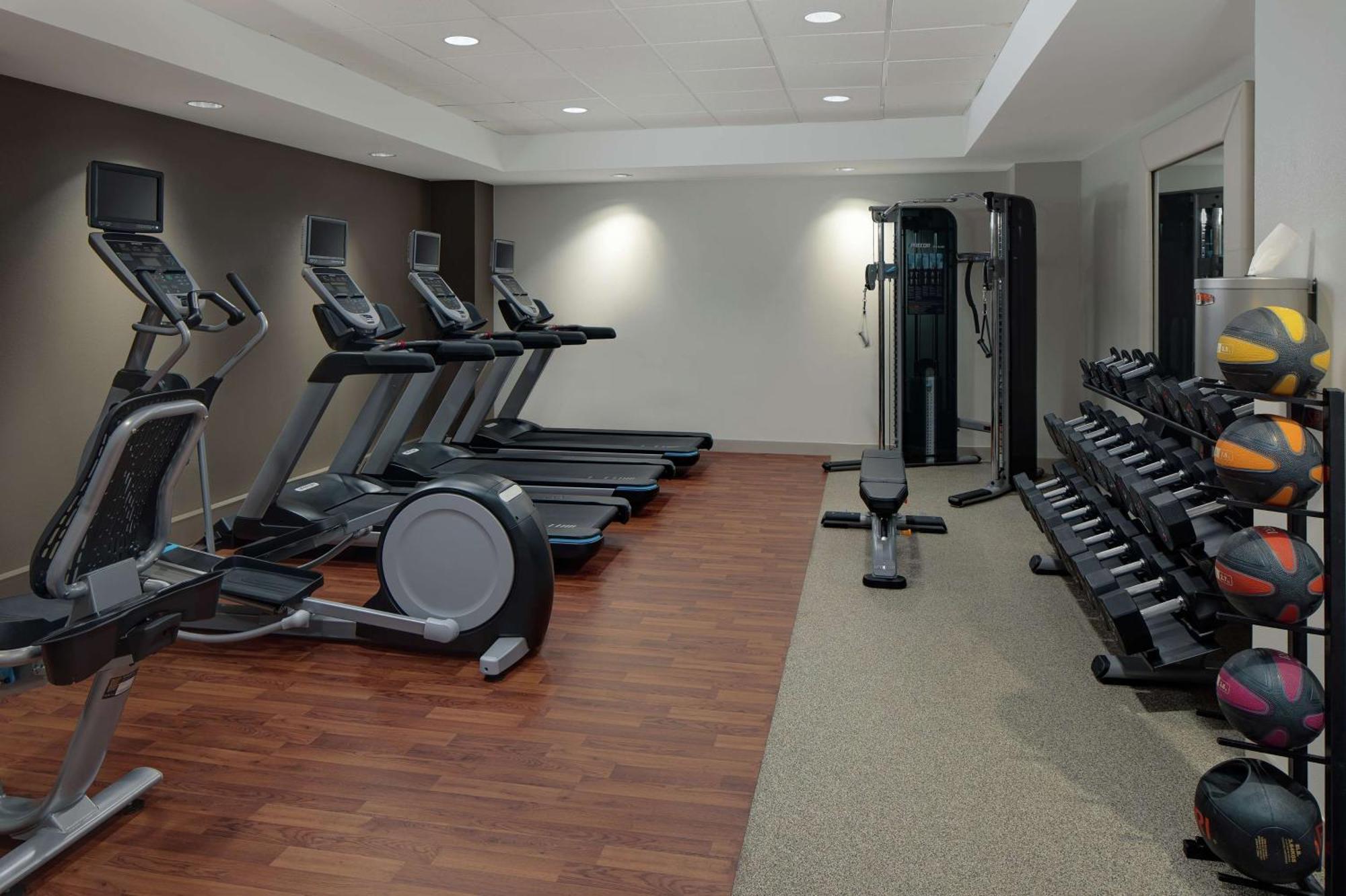 Homewood Suites By Hilton Dallas Market Center Exteriör bild